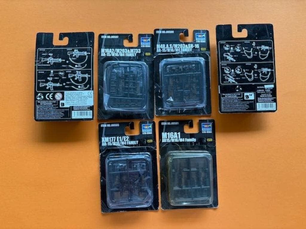 KAVEL Trumpeter US AR-15 M16 M4 Gun sets 1/35 4x, Ophalen of Verzenden, Nieuw, 1:32 tot 1:50