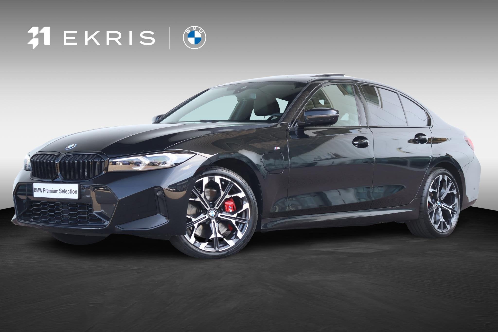 BMW 3-serie 330e | Sport Pakket Pro | Trekhaak | Verwarmde V