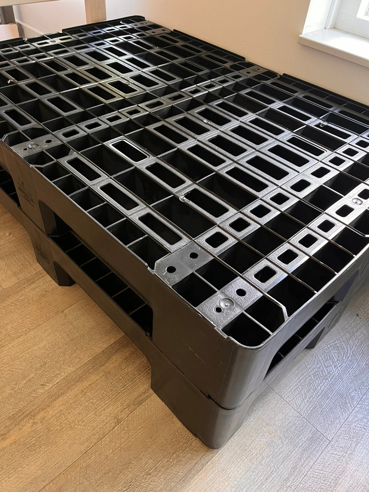 PLASTIC PALLETS 2 stuks voor €10-, Ophalen, 100 cm of meer, 60 cm of meer, Overige typen