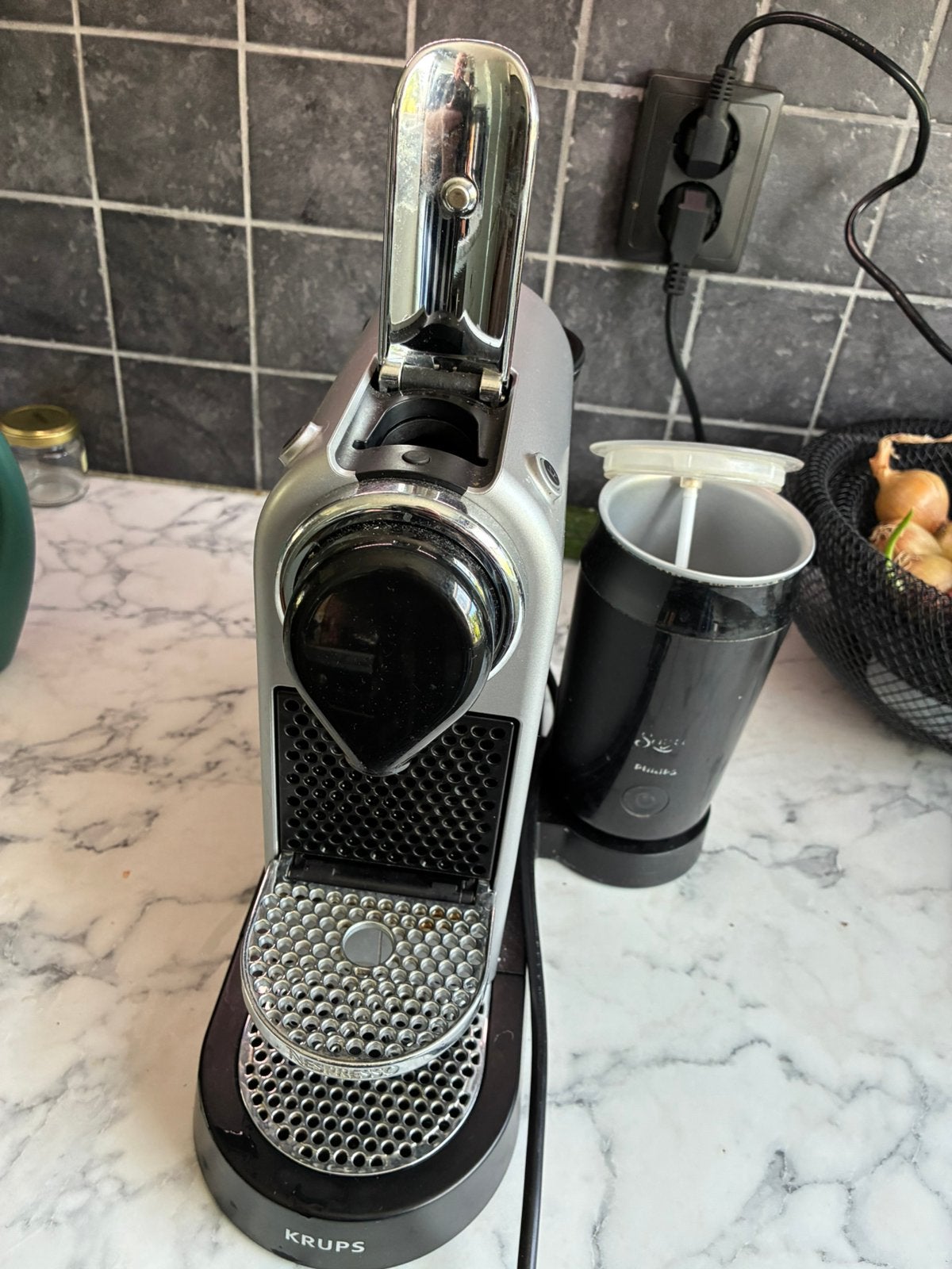 Krups Nespresso, Witgoed en Apparatuur, Koffiezetapparaten, Ophalen, Gebruikt, Espresso apparaat, 2 tot 4 kopjes