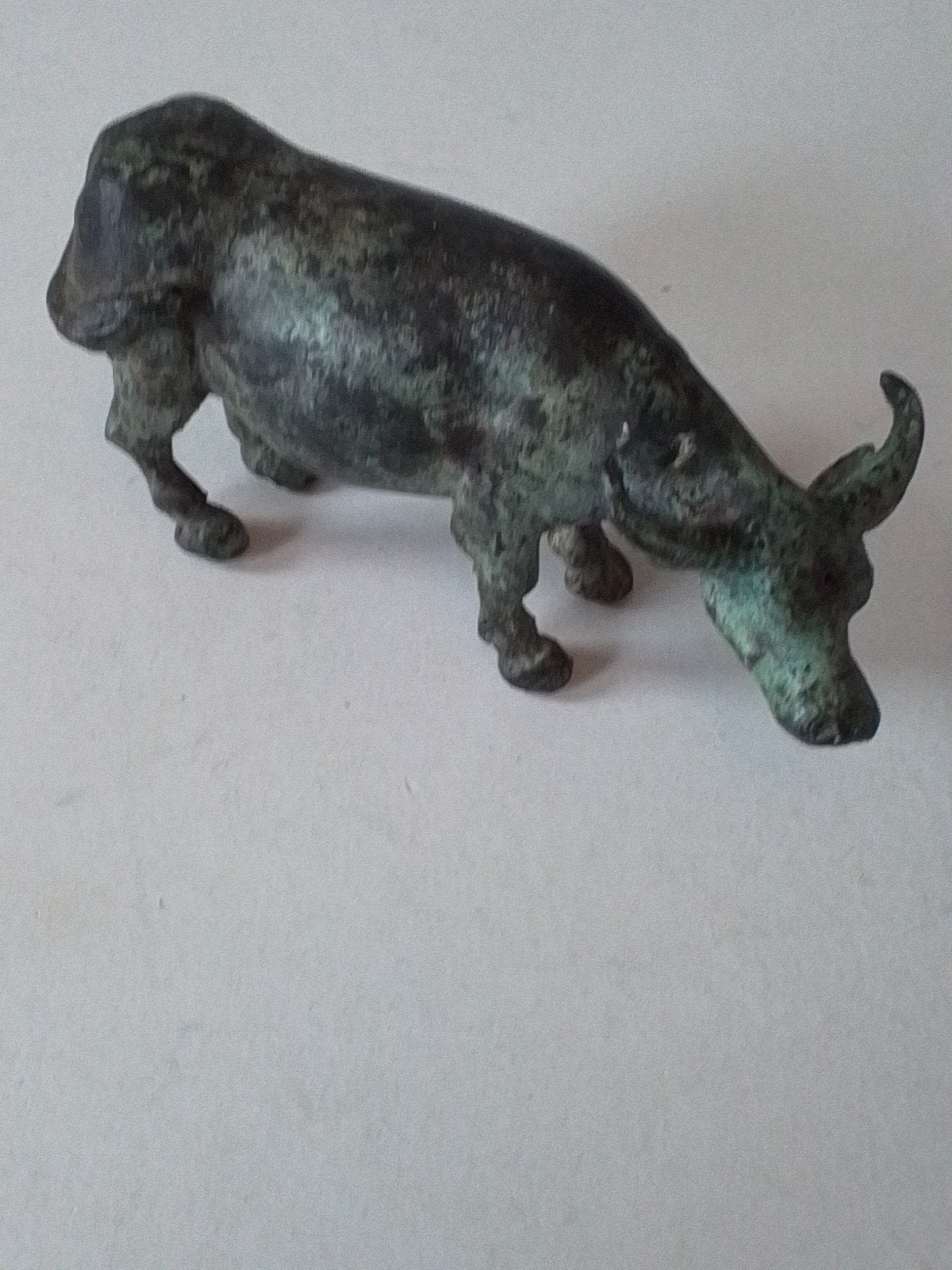 Mooie Bronzen Karbouw, Ophalen of Verzenden
