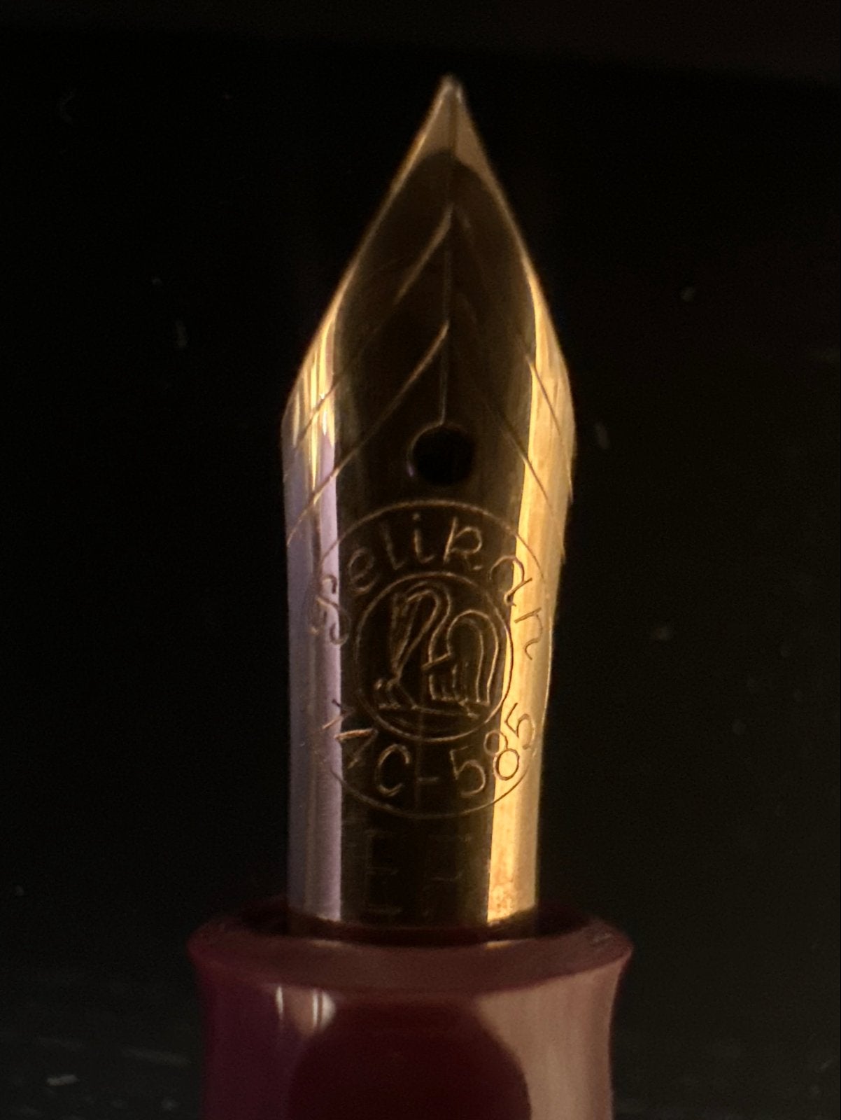 Pelikan Vulpen - Klassiek Design, Soepel Schrijven, Ophalen of Verzenden, Gebruikt, Vulpen, Overige merken