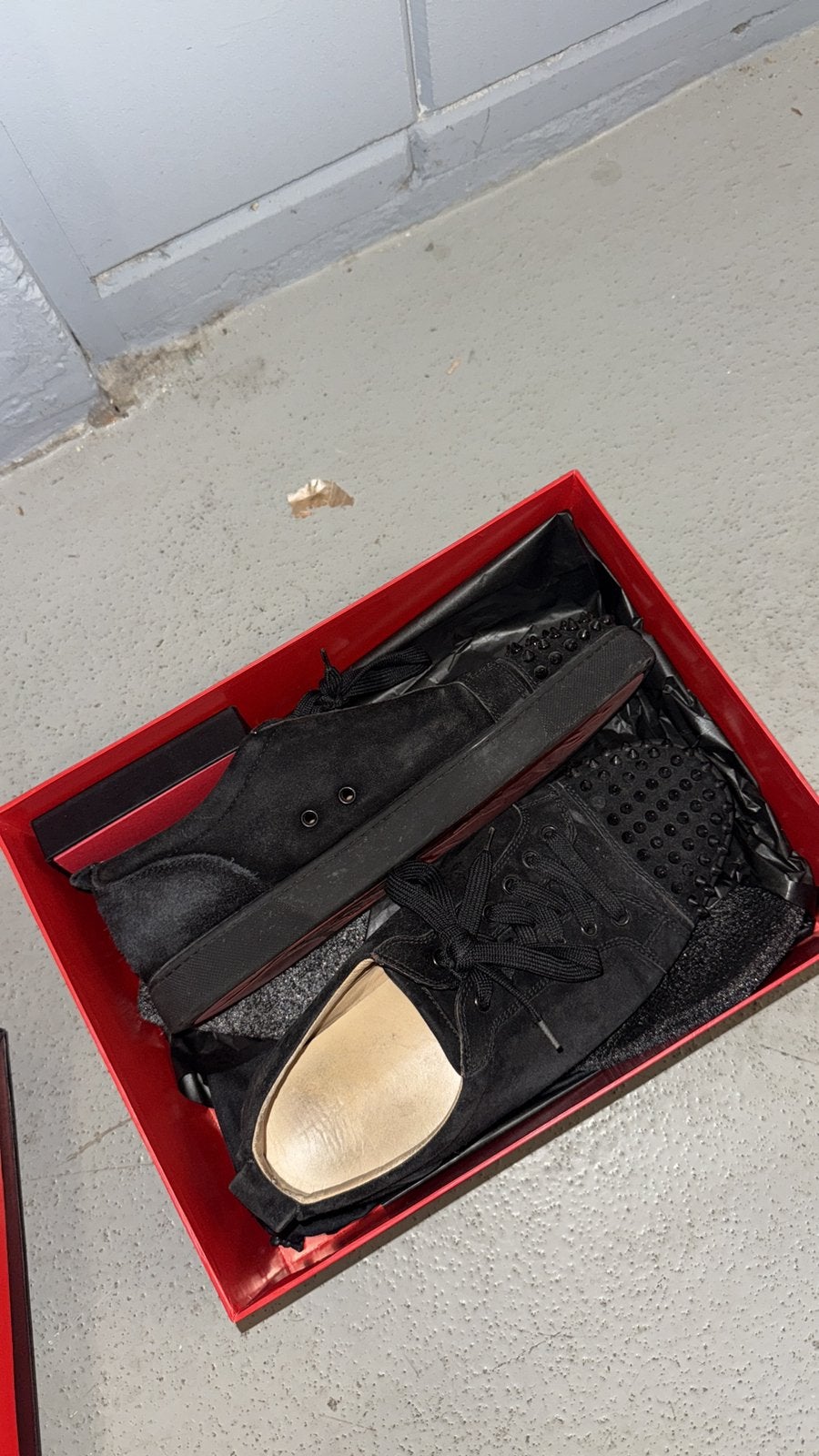 Origineel Louboutin Sneakers 44, Zwart, Ophalen of Verzenden, Sneakers of Gympen, Zo goed als nieuw