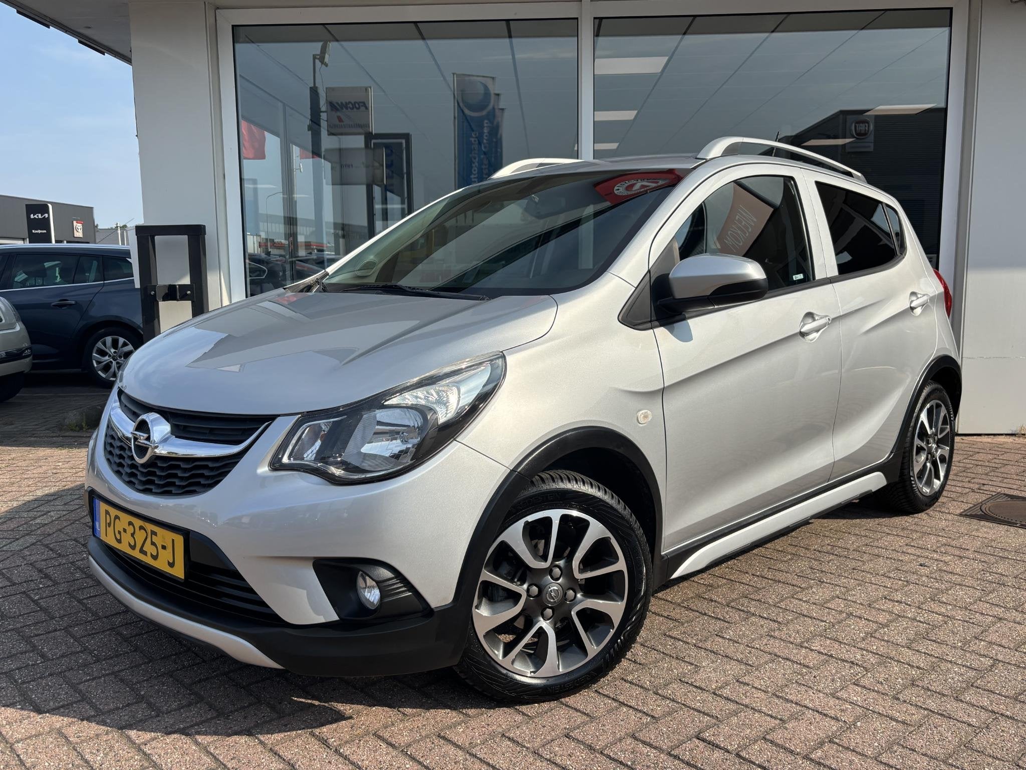 Opel KARL 1.0 Rocks Online Edition 1e eigenaar / dealer onde, 839 kg, Stof, Gebruikt, Origineel Nederlands