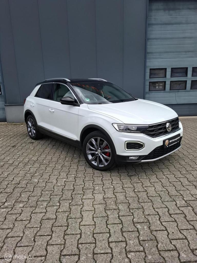 Volkswagen T-Roc 1.5 TSI Sport Business R 4Motion, Automaat, 1345 kg, Euro 6, 4 cilinders