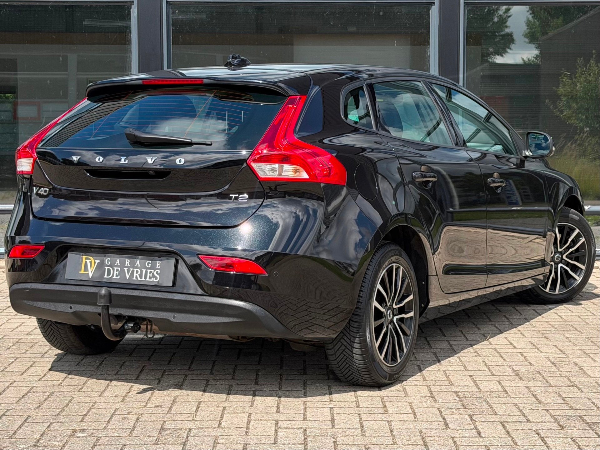 Volvo V40 2.0 T2 Nordic+ Full Option Orig NL NAP 2e Eigenaar, Auto's, Volvo, Voorwielaandrijving, Dealer onderhouden, Gebruikt