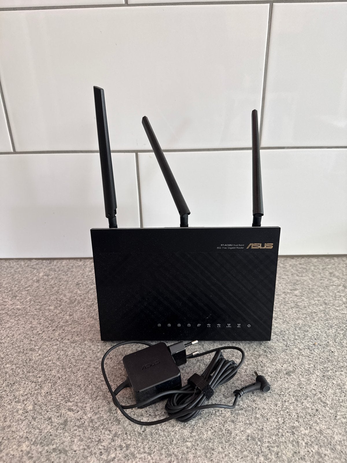 Asus RT-AC68U Dual Band 802.11ac Gigabit Router, Computers en Software, Ophalen of Verzenden, Gebruikt, Router
