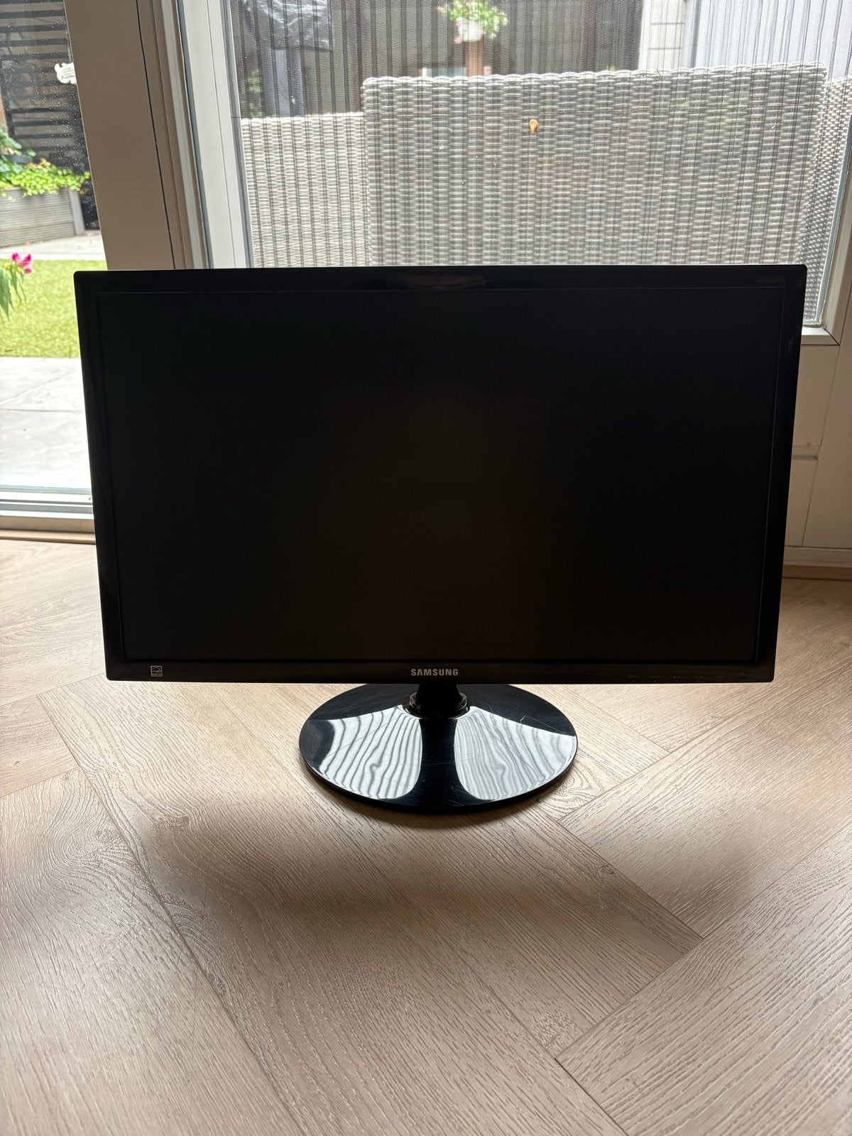 Samsung S24D300H Monitor - Full HD, HDMI, VGA, Ophalen, Full HD, 60 Hz of minder, Gebruikt