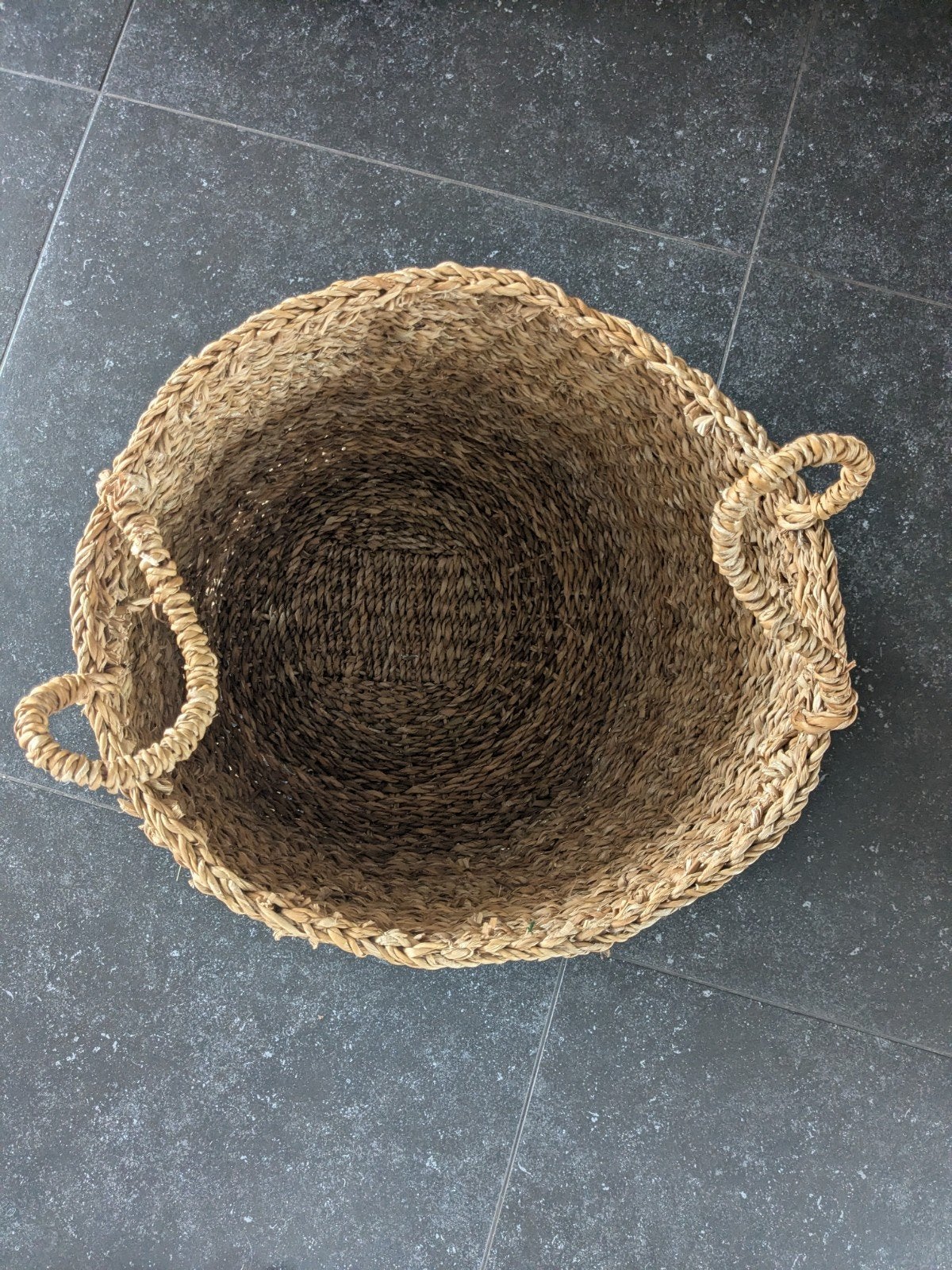 Gevlochten rieten mand met handvatten, Gebruikt, Mand, Rond, Ophalen of Verzenden