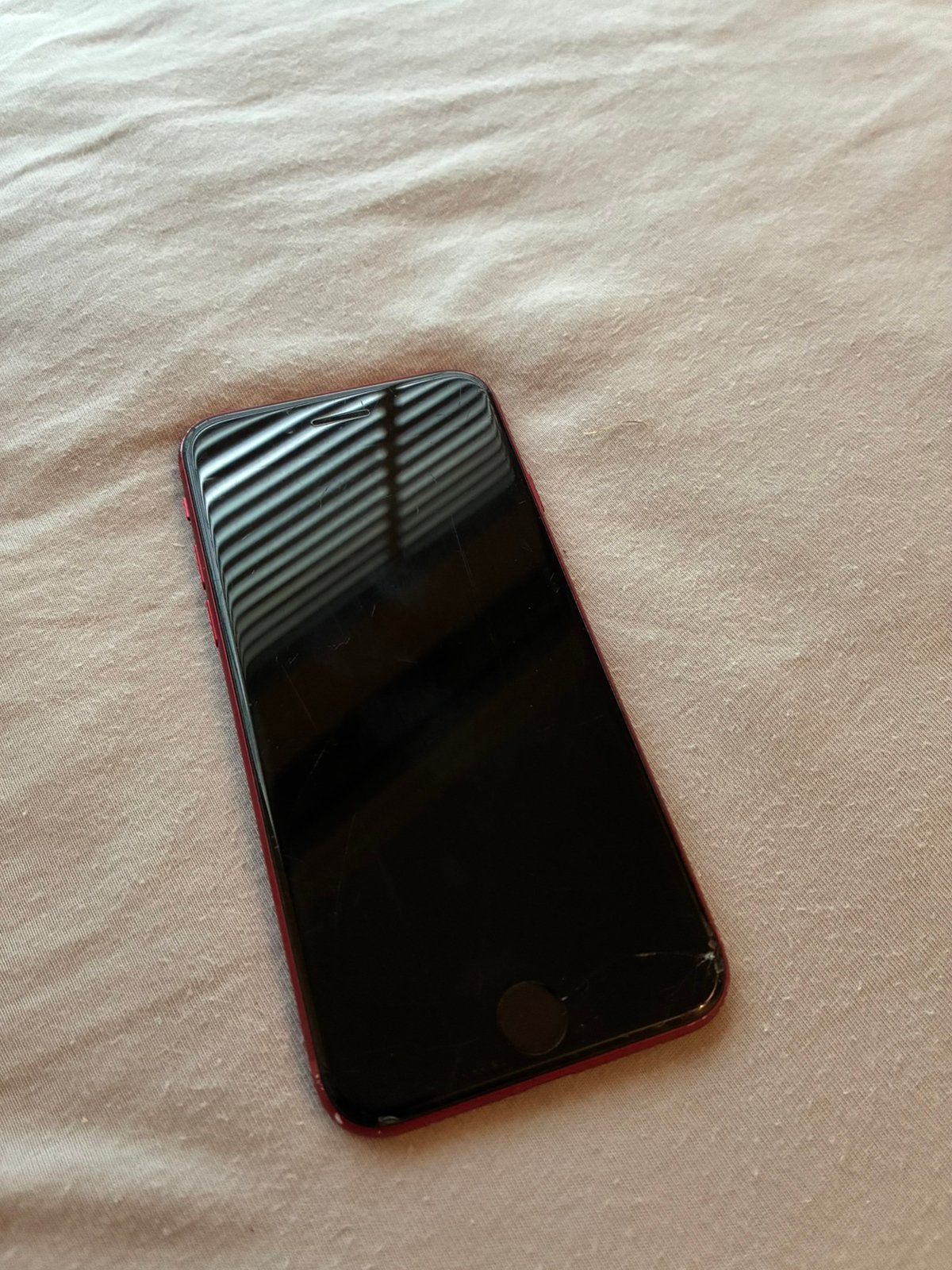 Iphone SE 2022 128GB red edition, barst in scherm en achter, Telecommunicatie, Mobiele telefoons | Apple iPhone, 128 GB, Ophalen of Verzenden