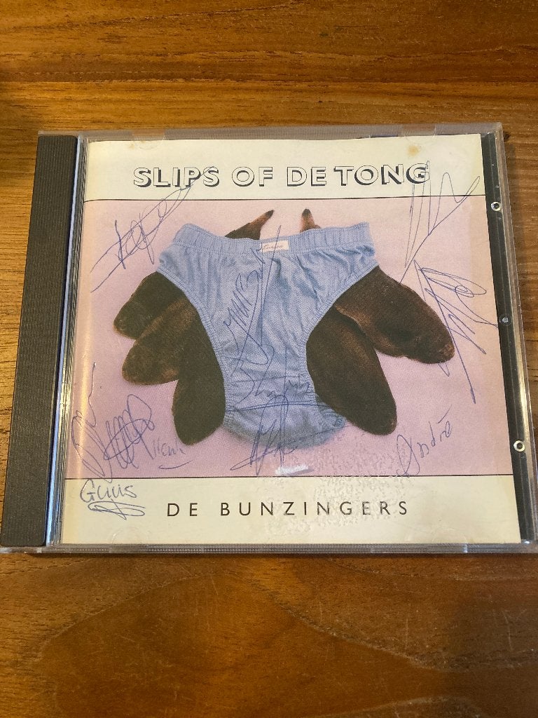 De Bunzingers - Slips of de tong (Handetekening bandleden), Zo goed als nieuw, Gesigneerd, Album, Verzenden