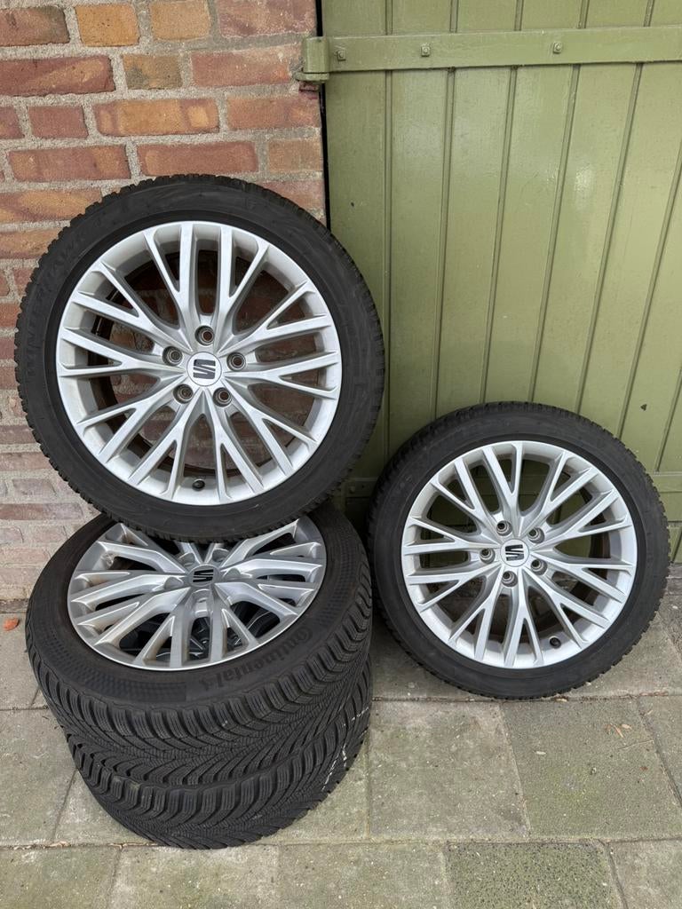 Originele Seat Leon FR 17 inch velgen met winterbanden 7/8MM, Ophalen, Gebruikt, Banden en Velgen, 17 inch