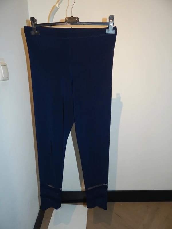 Joseph Ribkoff donker blauwe broek aansluitend voile delen M