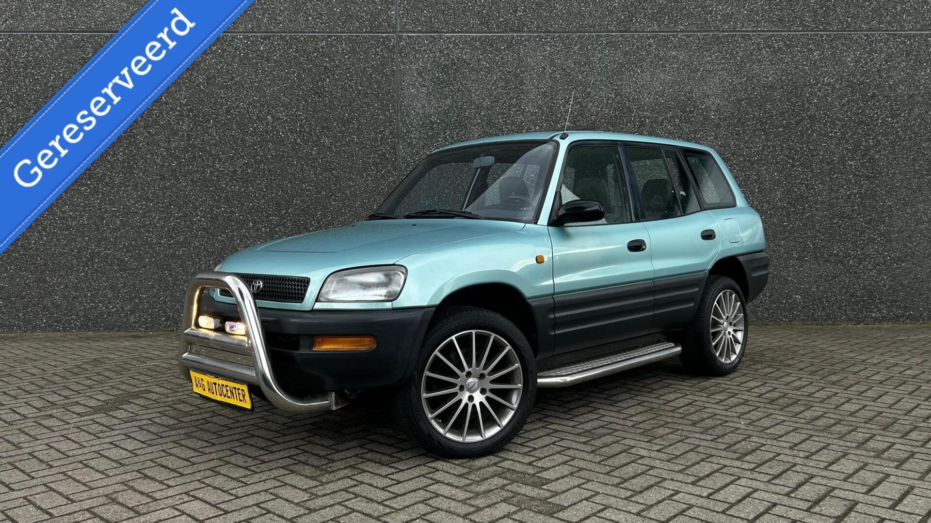 Toyota RAV4 2.0 4x4/1Eig/129PK/Schuifdak/18''/Trekhaak/Uniek, Auto's, 1998 cc, Stof, Gebruikt, 4 cilinders