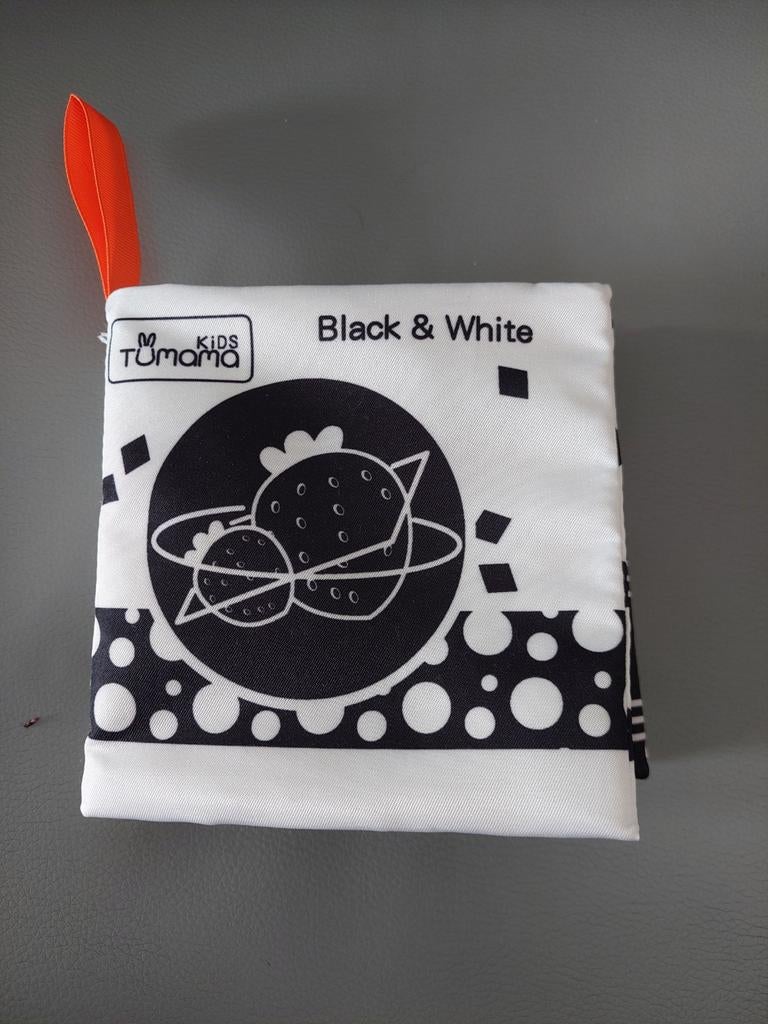 Tumama Kids zwart-wit stoffen boekje, Ophalen of Verzenden, Nieuw, Overige typen