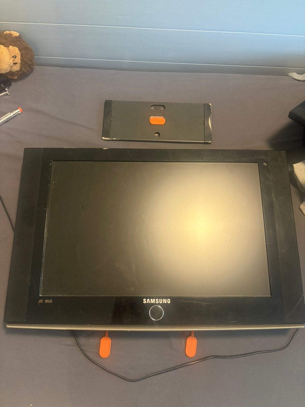 Tv met muur beugel, Audio, Tv en Foto, Ophalen, Zo goed als nieuw, 50 Hz, Samsung