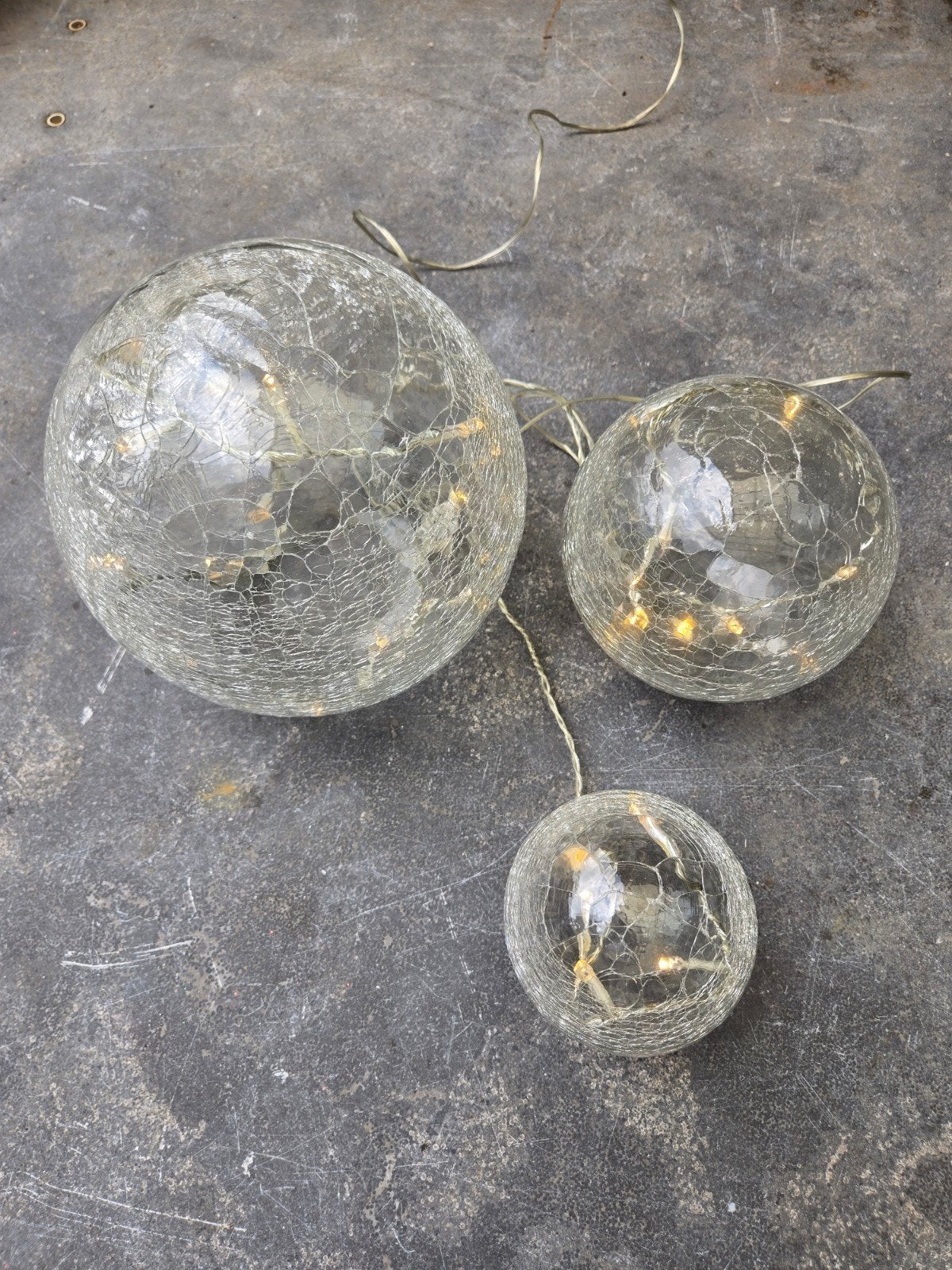 Set van 3 glazen bollen met LED verlichting, Ophalen, Gebruikt, Modern, Wit