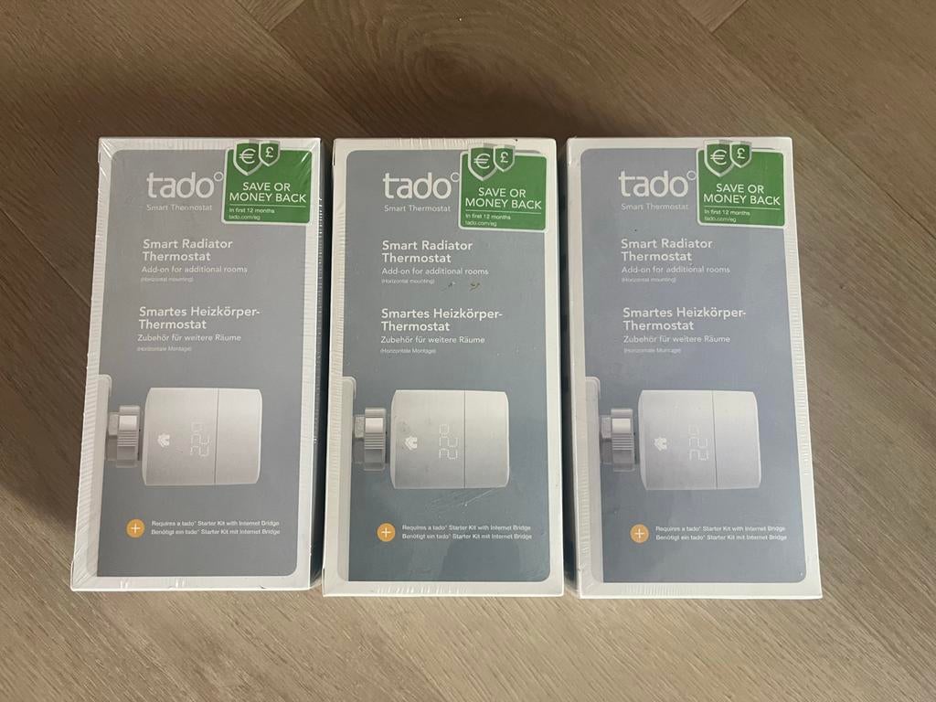 3x Tado Slimme Radiatorknop - Nieuw in doos - los of als set, Doe-het-zelf en Verbouw, Thermostaten, Nieuw, Slimme thermostaat