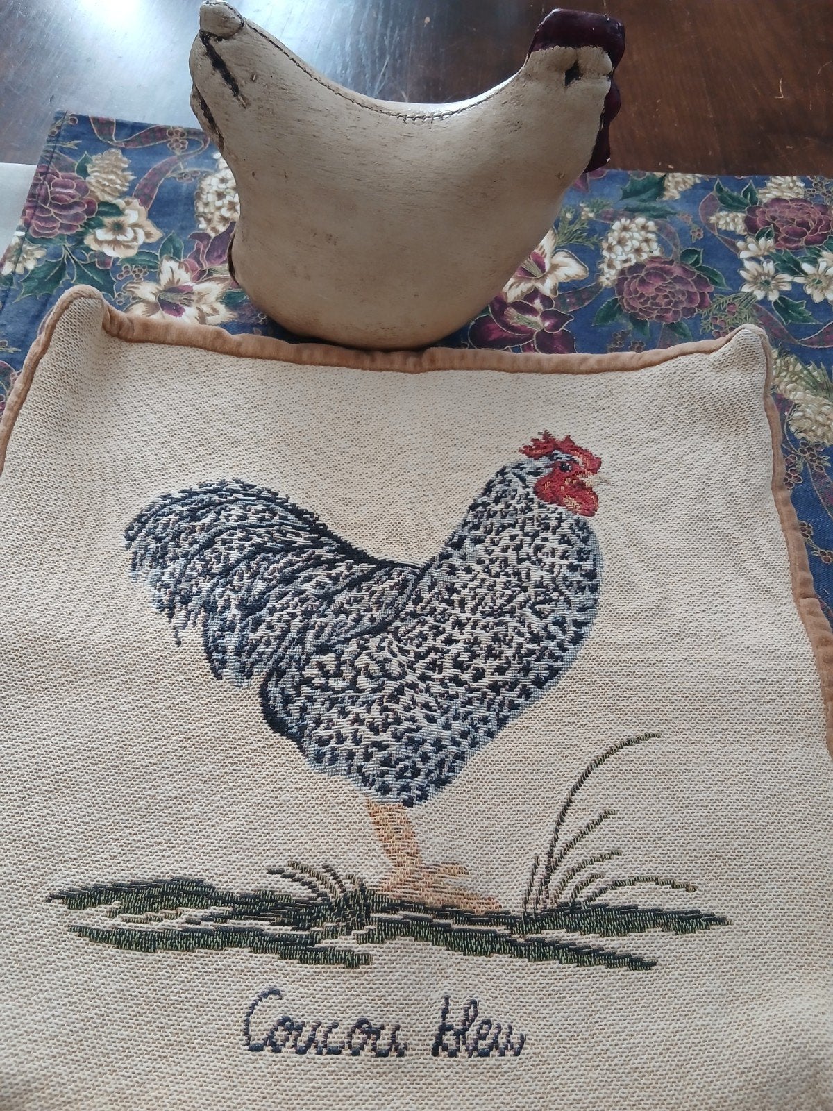 Decoratief  jacquard kussen met haan en Coucou Bleu borduurs, Ophalen of Verzenden