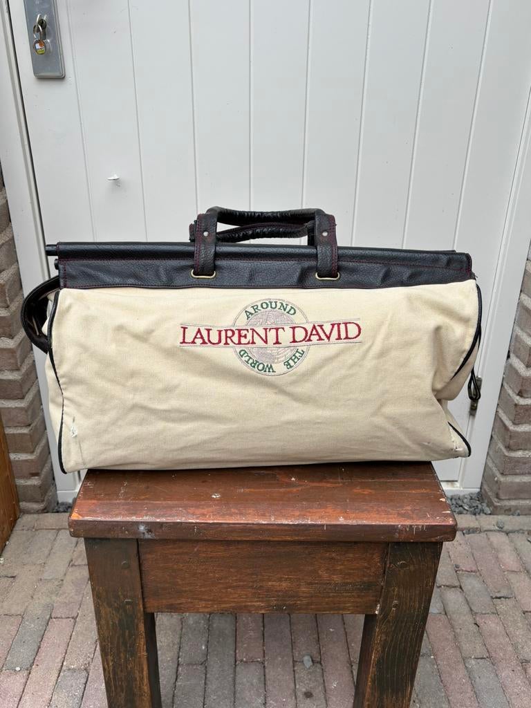 Laurent David tassenset, Ophalen, Gebruikt, Beige, 30 cm of meer