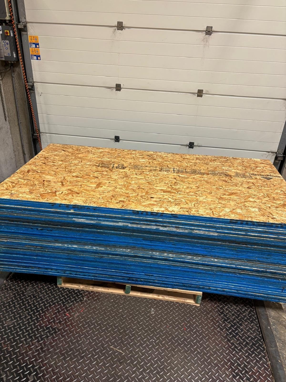 goedkope osb platen 230cmx122cmx1.2cm, Ophalen, Hout