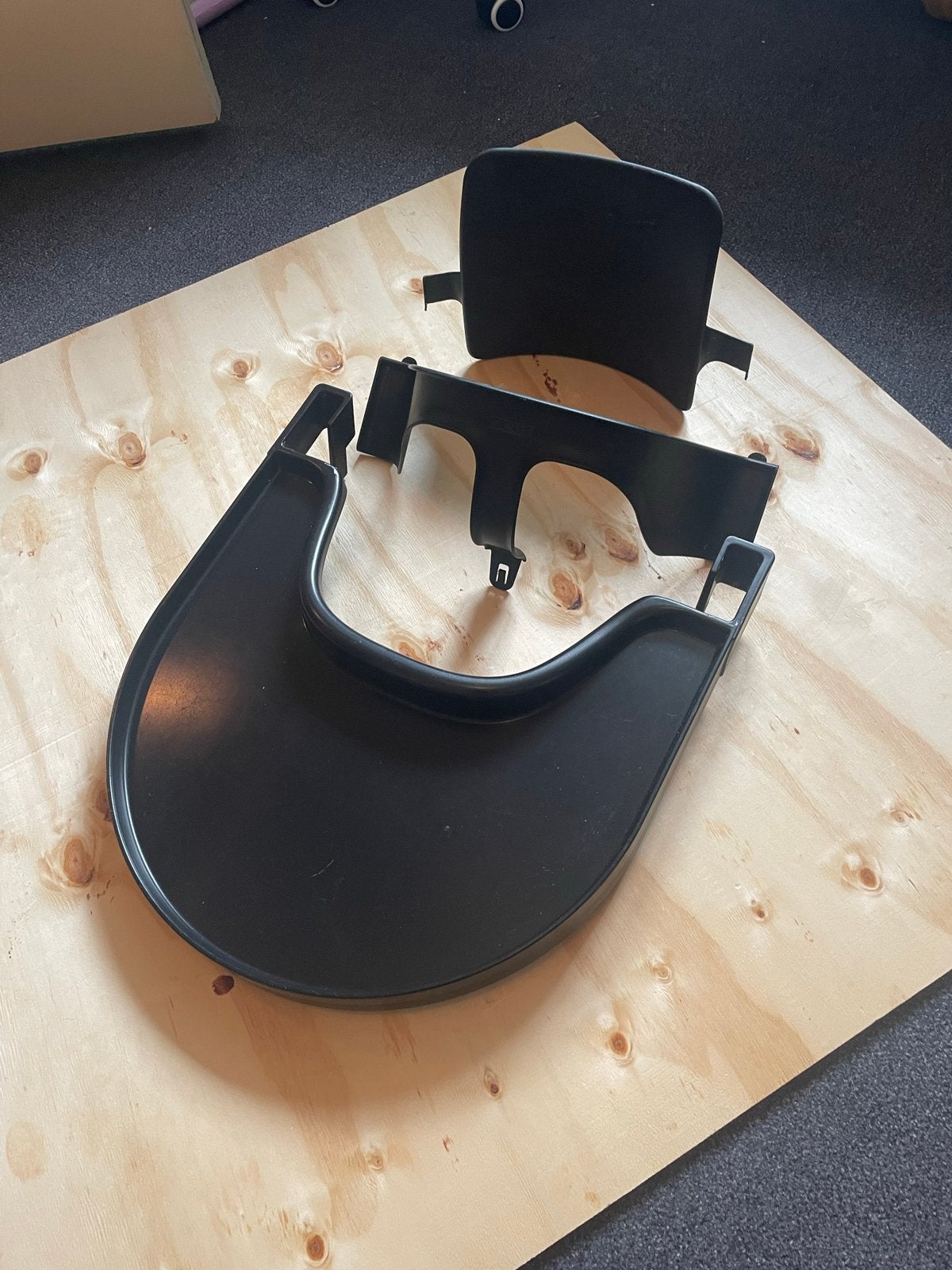 Stokke Tripp Trapp Baby Set met Tray - Zwart, Kinderen en Baby's, Kinderstoelen, Ophalen, Gebruikt, Meegroeistoel, Afneembaar eetblad