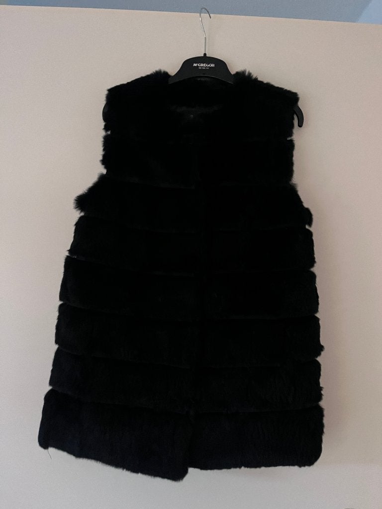 gevoerde bodywarmer maat 42 van Essentiel Antwerp, Kleding | Dames, Zwart, Maat 42/44 (L), Ophalen of Verzenden, Zo goed als nieuw