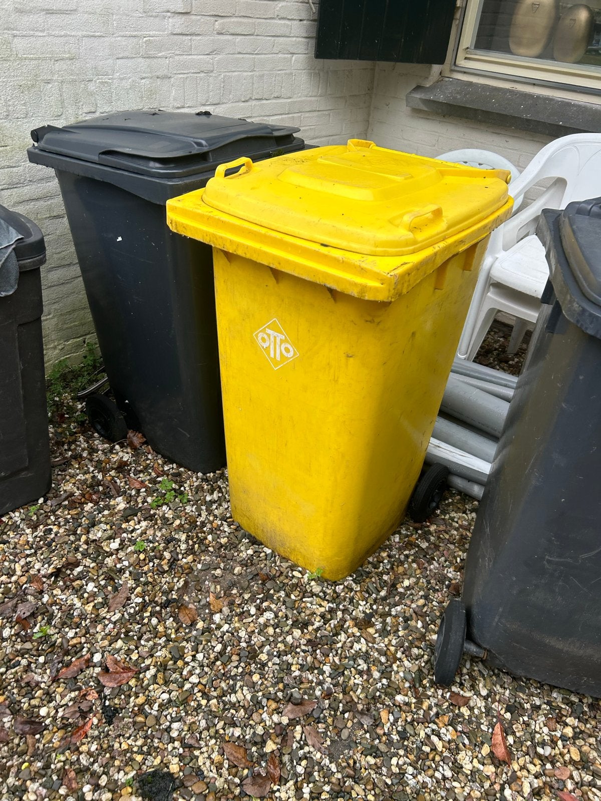 Gele Otto afvalcontainer - Gebruikt, Ophalen, Gebruikt