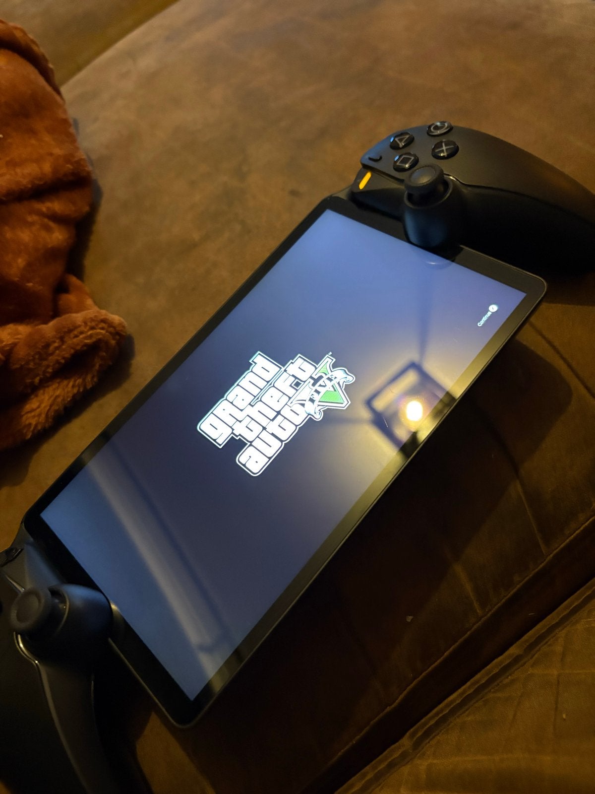 Foto 2 van Playstation Portal met complete beschermset