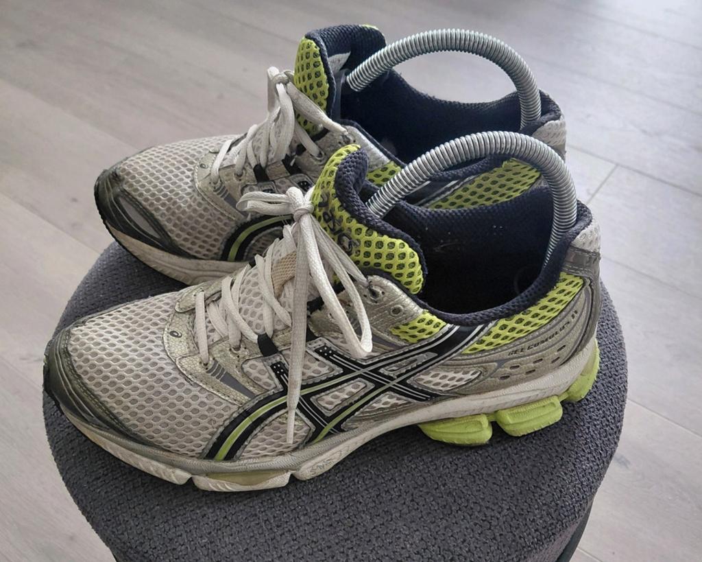 Asics hardloopschoenen maat 41,5, Ophalen of Verzenden