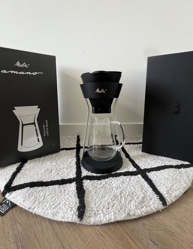 Nieuw zwart Melitta Amano pour over koffie machine maker set, Witgoed en Apparatuur, Koffiezetapparaten, Gemalen koffie, Ophalen of Verzenden