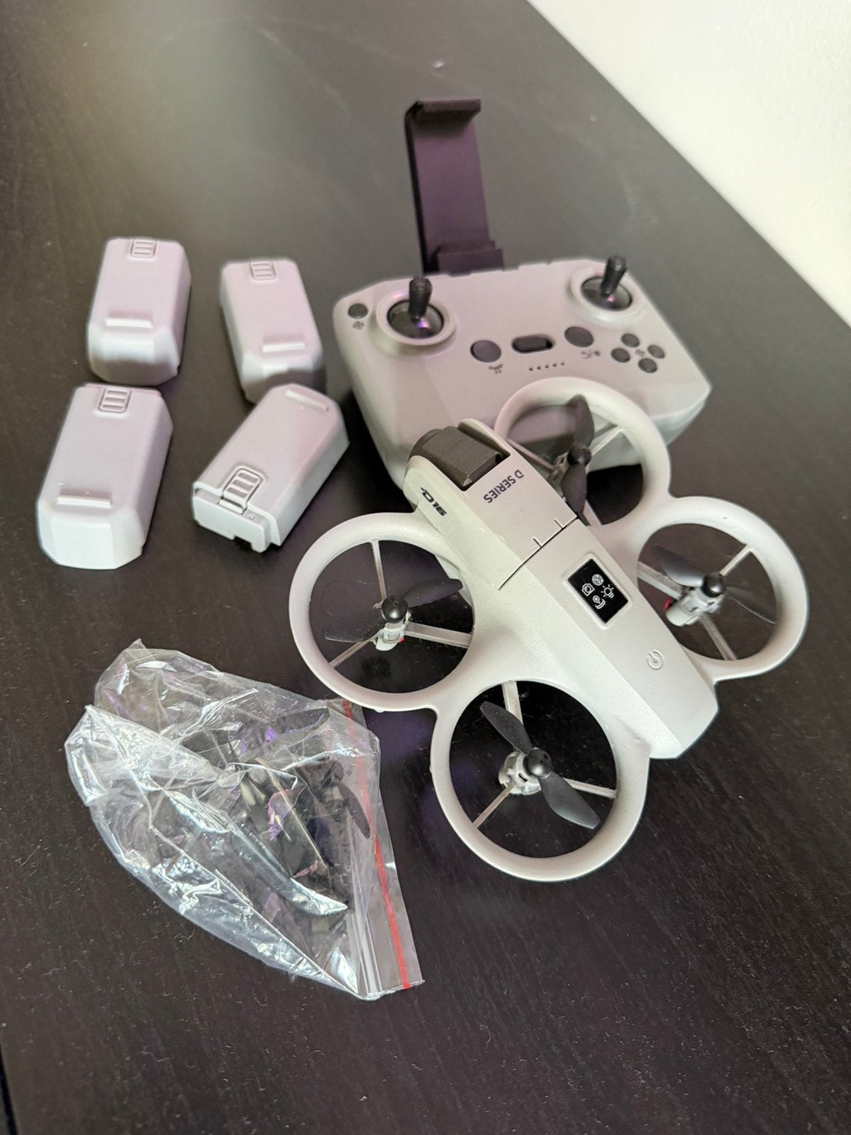 Mini Drone D16 met HD Camera & 4 Accu's - Complete Set, Ophalen, Zo goed als nieuw