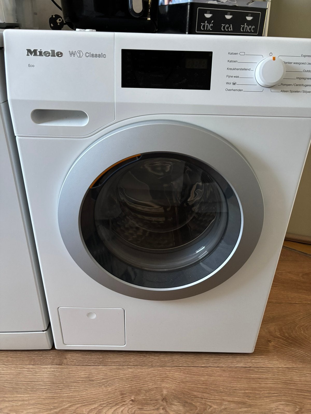 Miele eco W1 classic wasmachine, Witgoed en Apparatuur, Ophalen, Energieklasse A of zuiniger, Zo goed als nieuw, Voorlader