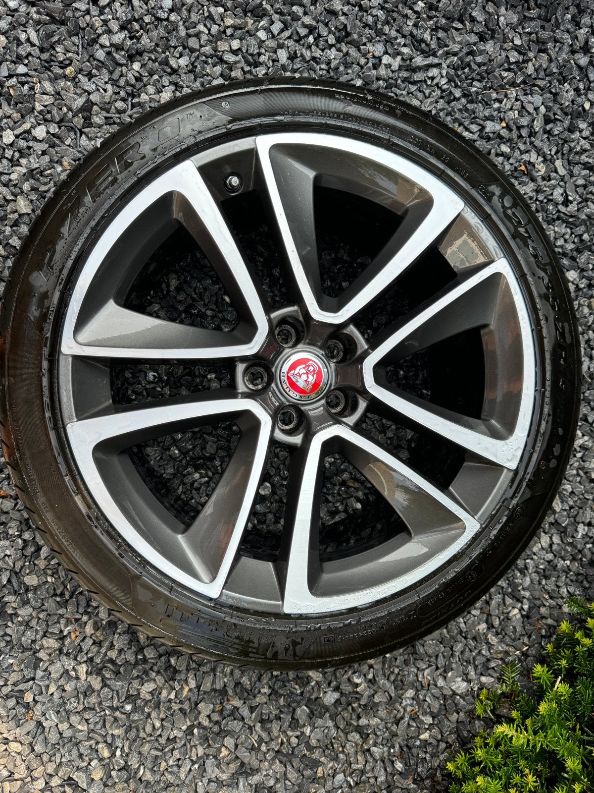 Jaguar Velgen met Zomerbanden 275/35 ZR19, Auto-onderdelen, Banden en Velgen, Gebruikt, 275 mm, Banden en Velgen, Personenwagen