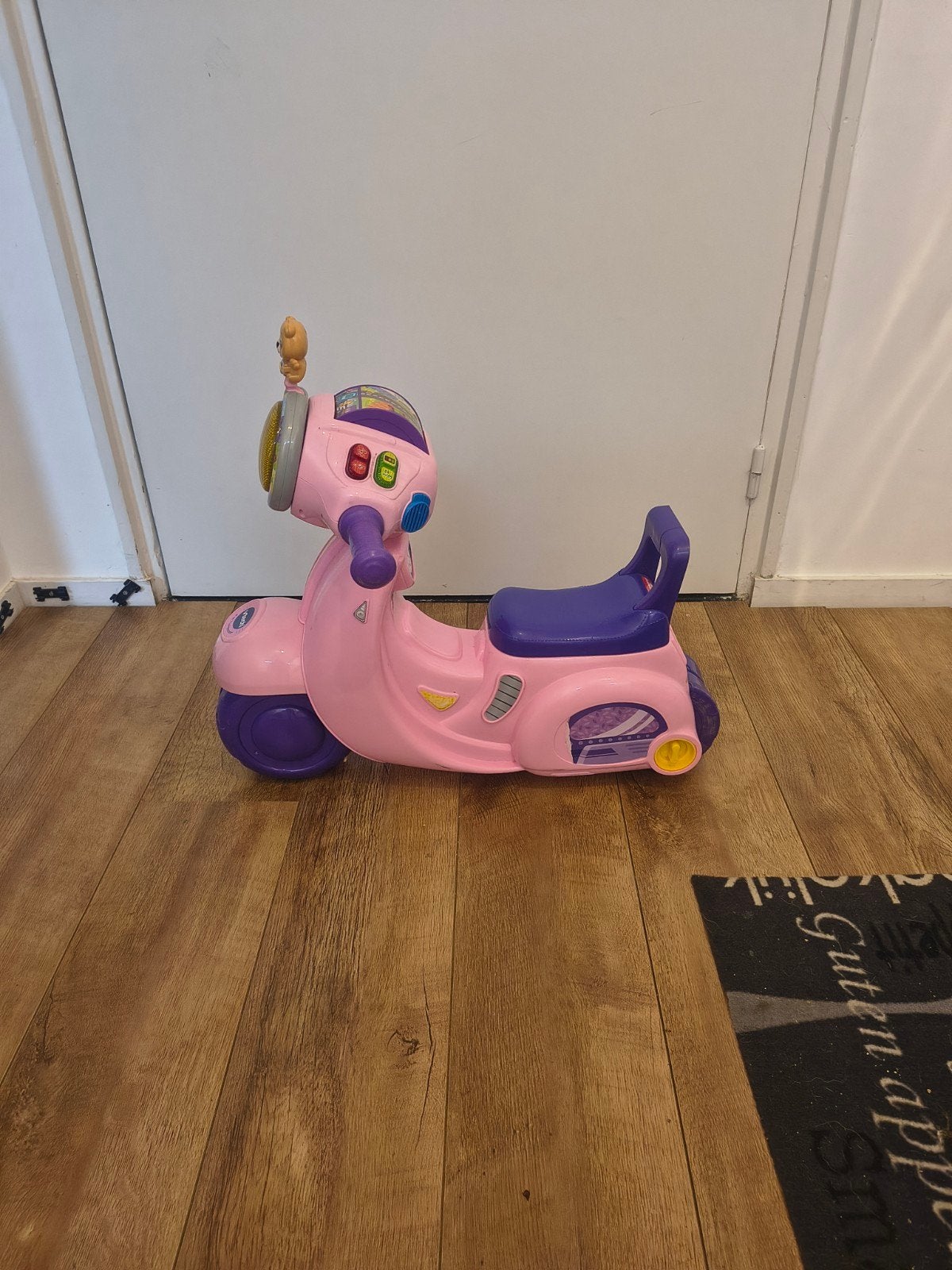 VTech Roze Scooter Loopfiets voor Peuters, Kinderen en Baby's, Ophalen, Zo goed als nieuw, 6 maanden tot 2 jaar
