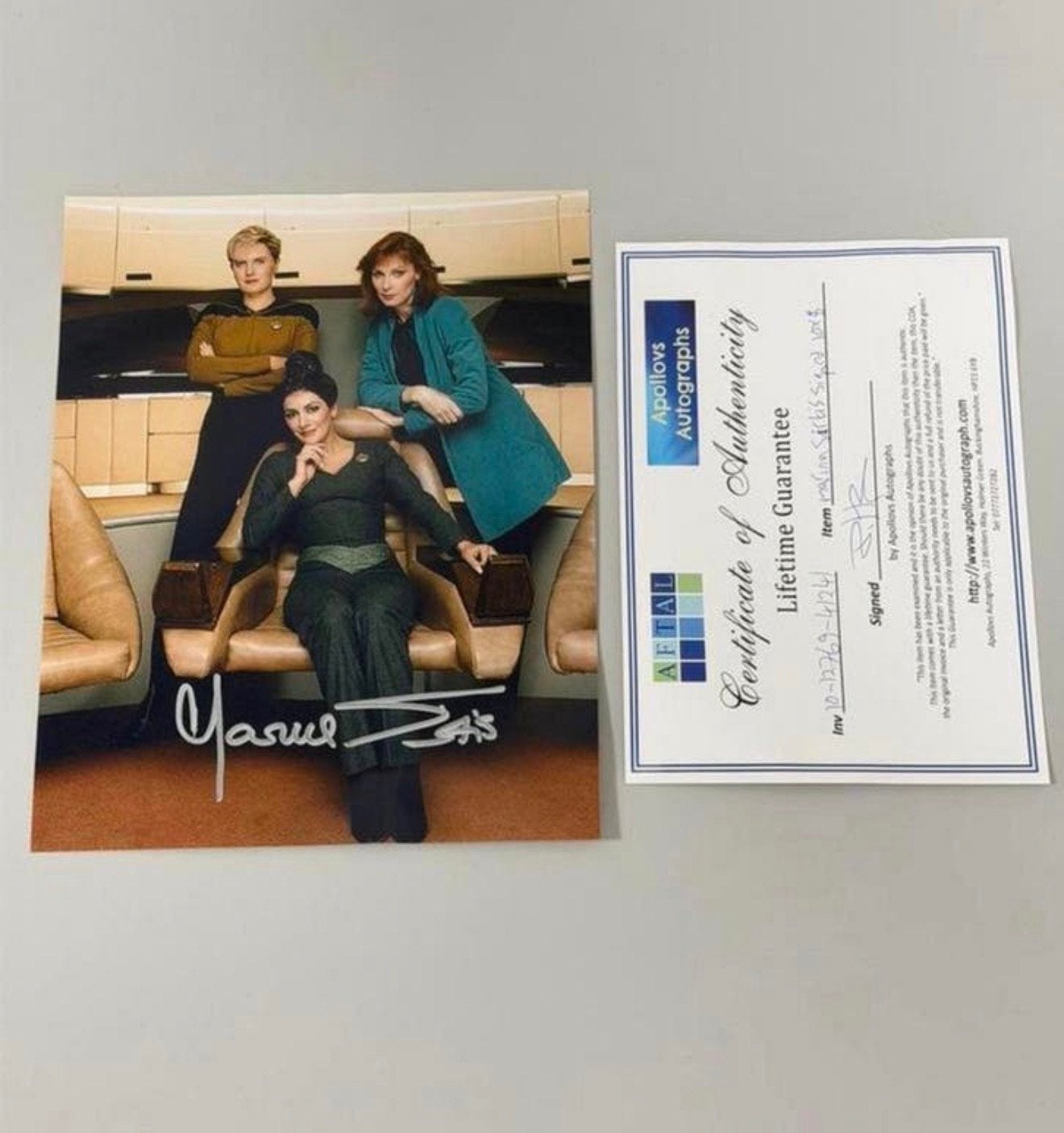 Marina Sirtis Handtekening STAR TREK The Next Generation COA, Ophalen of Verzenden, Zo goed als nieuw, Foto of Kaart, H