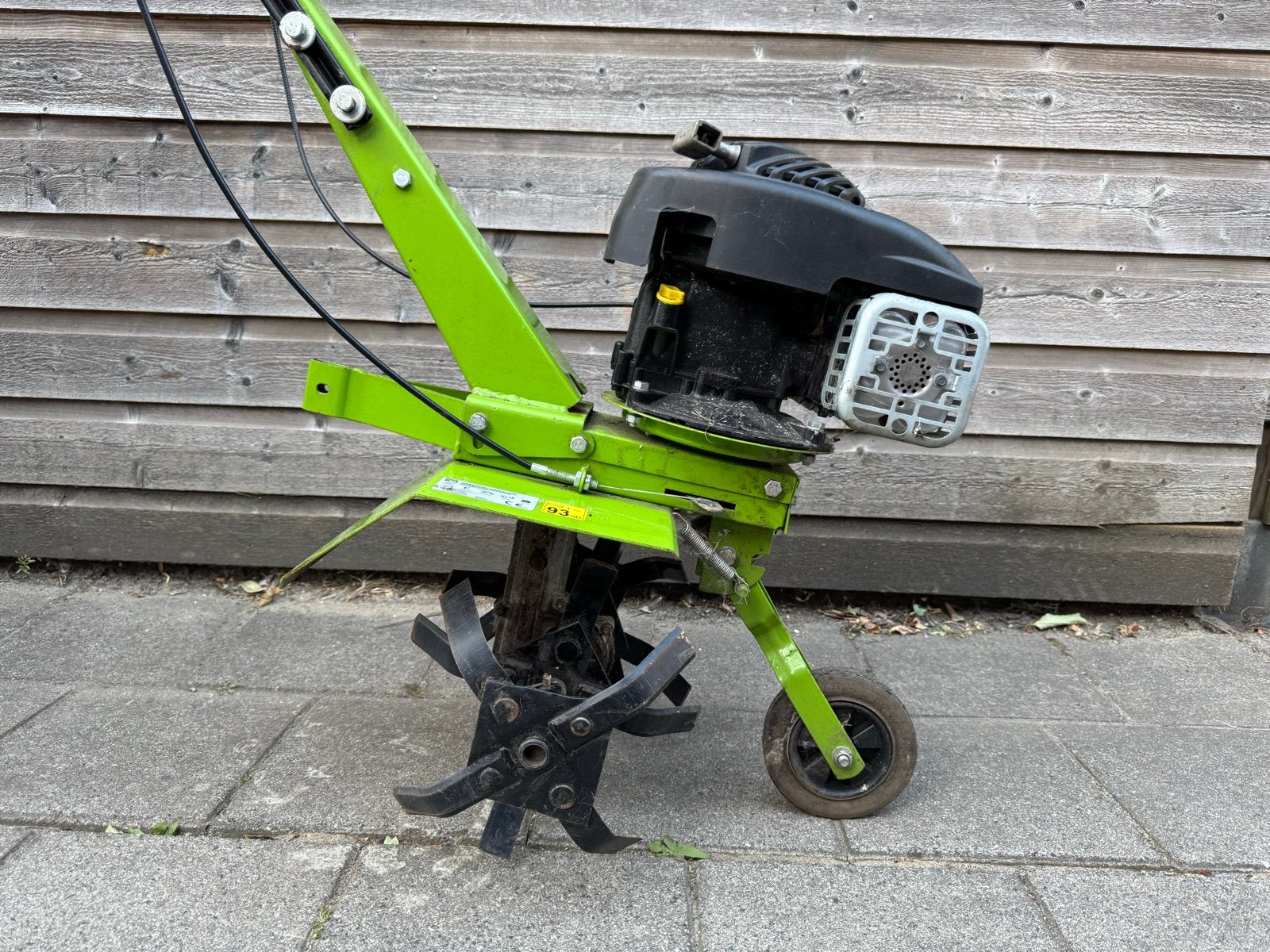 Tuinfrees 4-takt op benzine - Goede staat, scherpe messen, Ophalen