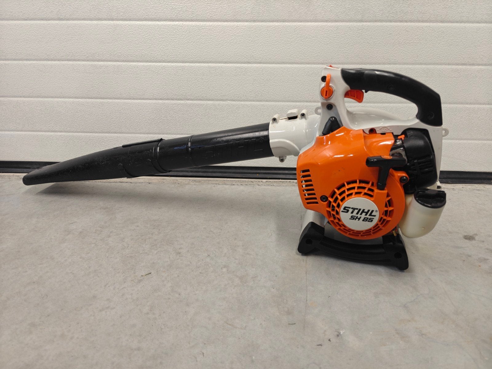 Stihl SH85 Bladblazer/zuiger - Nagezien & Klaar voor gebruik, Tuin en Terras, Gebruikt, Met zuigfunctie, Handgedragen, Ophalen of Verzenden