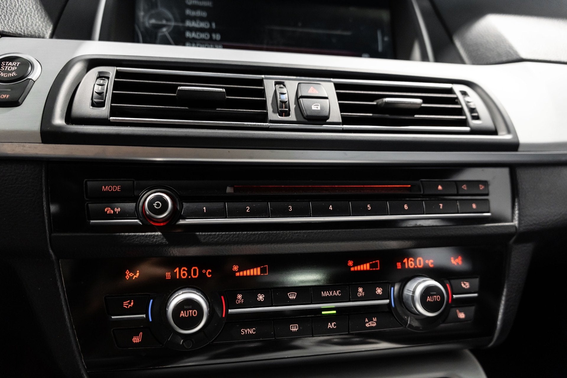 Foto 39 van BMW 5-serie High Executive M Sport | HUD | ACC | Leder | Aut