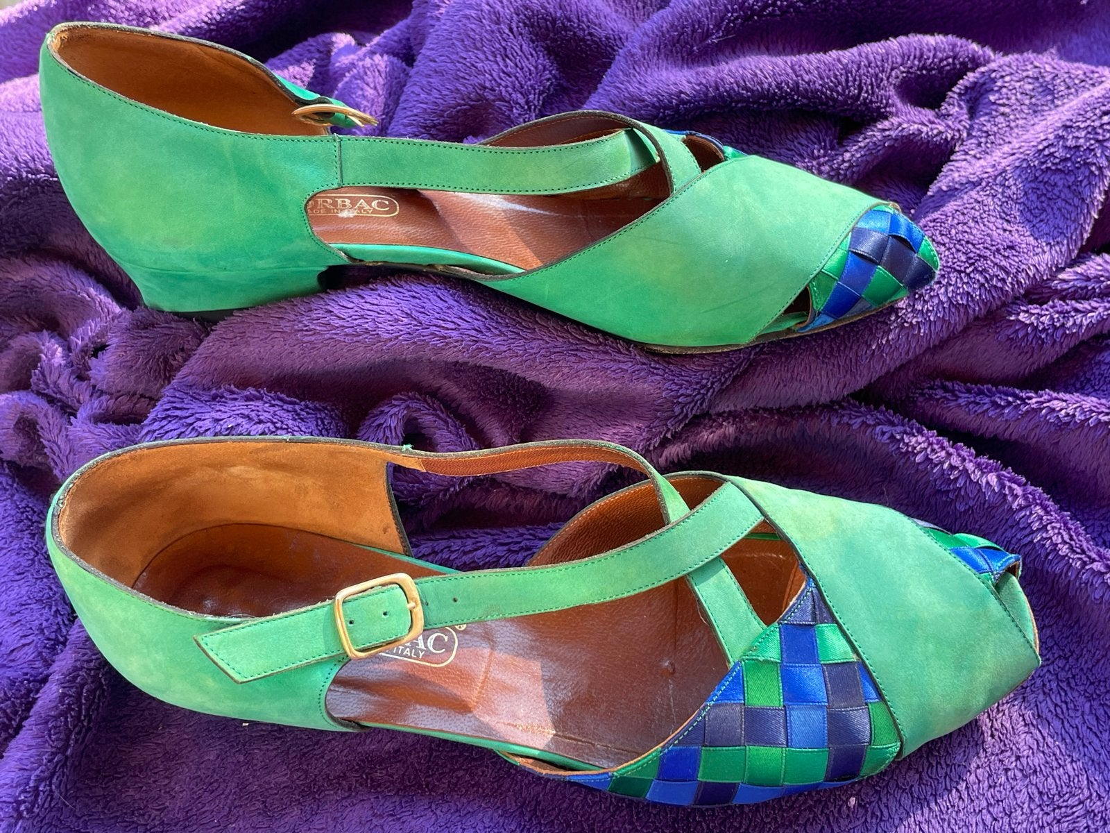 Vintage groene schoenen maat 39 - Ouderwetse kwaliteit, Kleding | Dames, Ophalen of Verzenden, Gedragen, Groen, Schoenen met lage hakken