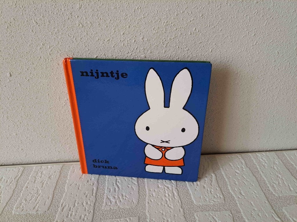 Nijntje boekje Dick Bruna 9789073991927, Ophalen of Verzenden, Gelezen