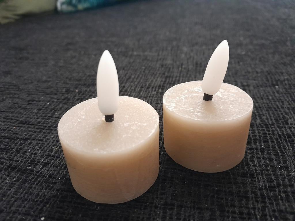 2 theelichtjes op batterij, Ophalen of Verzenden