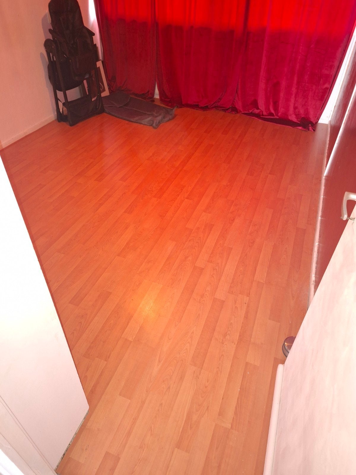 Gratis schatting ongeveer 50-60 m² goed te gebruiken., Ophalen