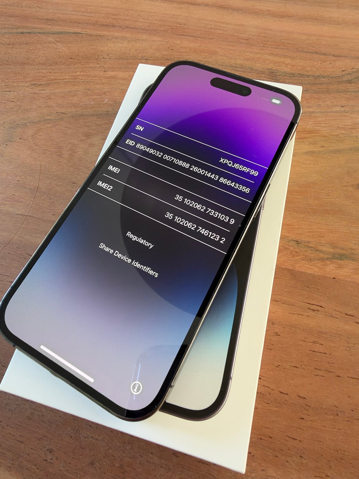 Foto 2 van iPhone 14 Pro 128 GB Paars - 84% batterij, onbeschadigd