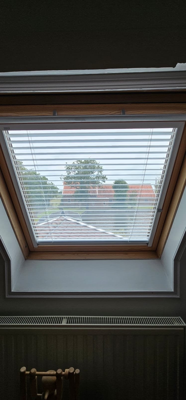 Velux jaloezie GGL P04 - Zo goed als nieuw, Doe-het-zelf en Verbouw, Glas en Ramen, Ophalen, Zo goed als nieuw, Dakraam