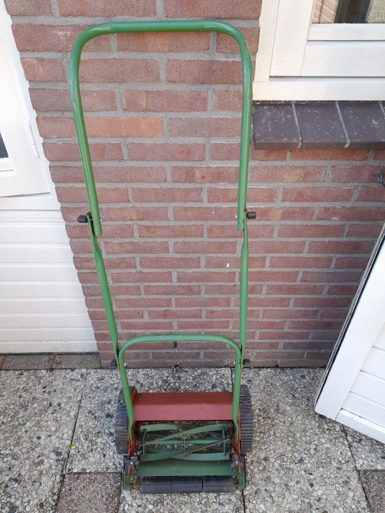 Handgrasmaaier, Ophalen, Gebruikt, Handgrasmaaier, Minder dan 30 cm