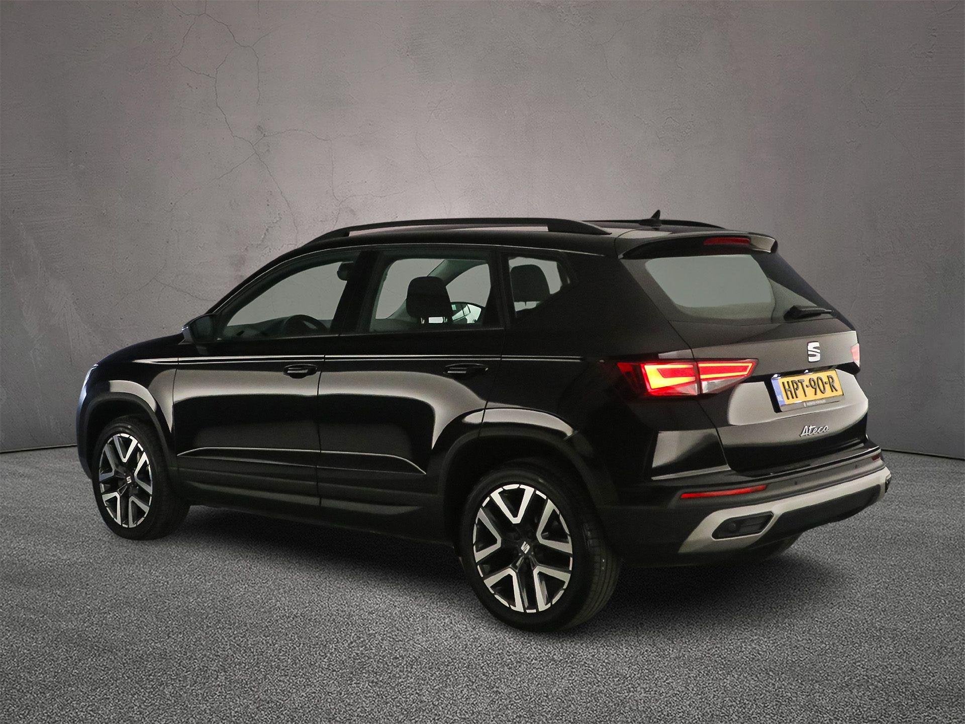 SEAT Ateca Style Business Intense 1.5 TSI 150pk DSG Automaat, Euro 6, 4 cilinders, Ateca, Zwart