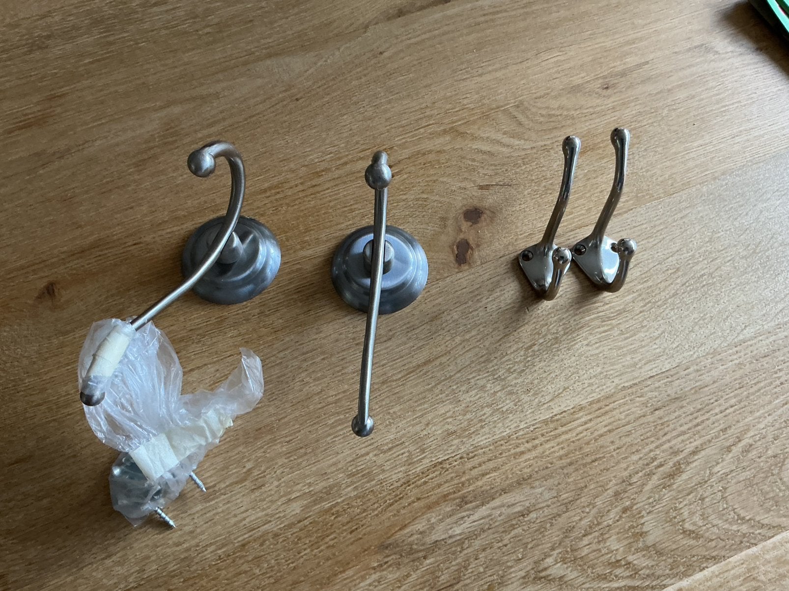 4 rvs kapstok haken, Gebruikt, Wandhaken, Ophalen of Verzenden, Minder dan 100 cm