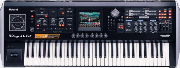 Gezocht Roland V synth GT, Ophalen, Zo goed als nieuw