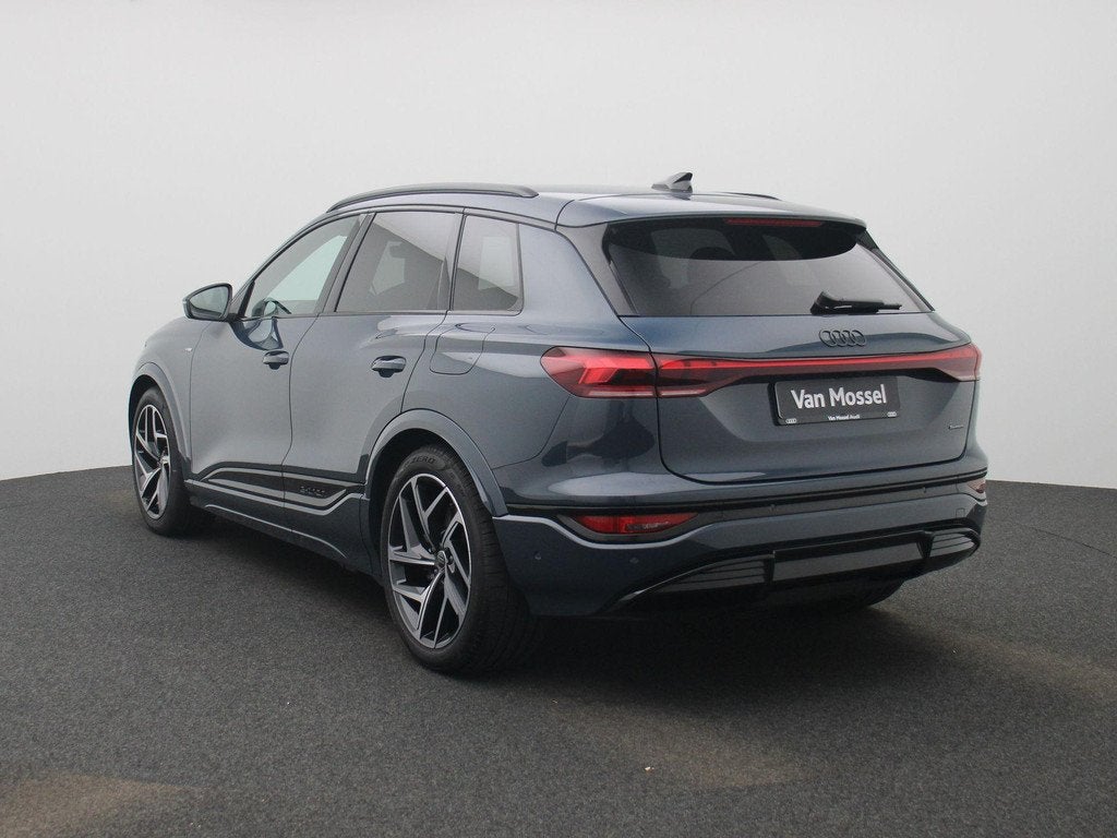 Audi Q6 e-tron Advanced edition 100 kWh | Adaptive cruise co, Auto's, Audi, Automaat, 12 maanden, Gebruikt, Blauw